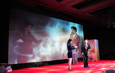 苹果在华公共关系策略 库克亲自参与本土化公关活动的深度解析